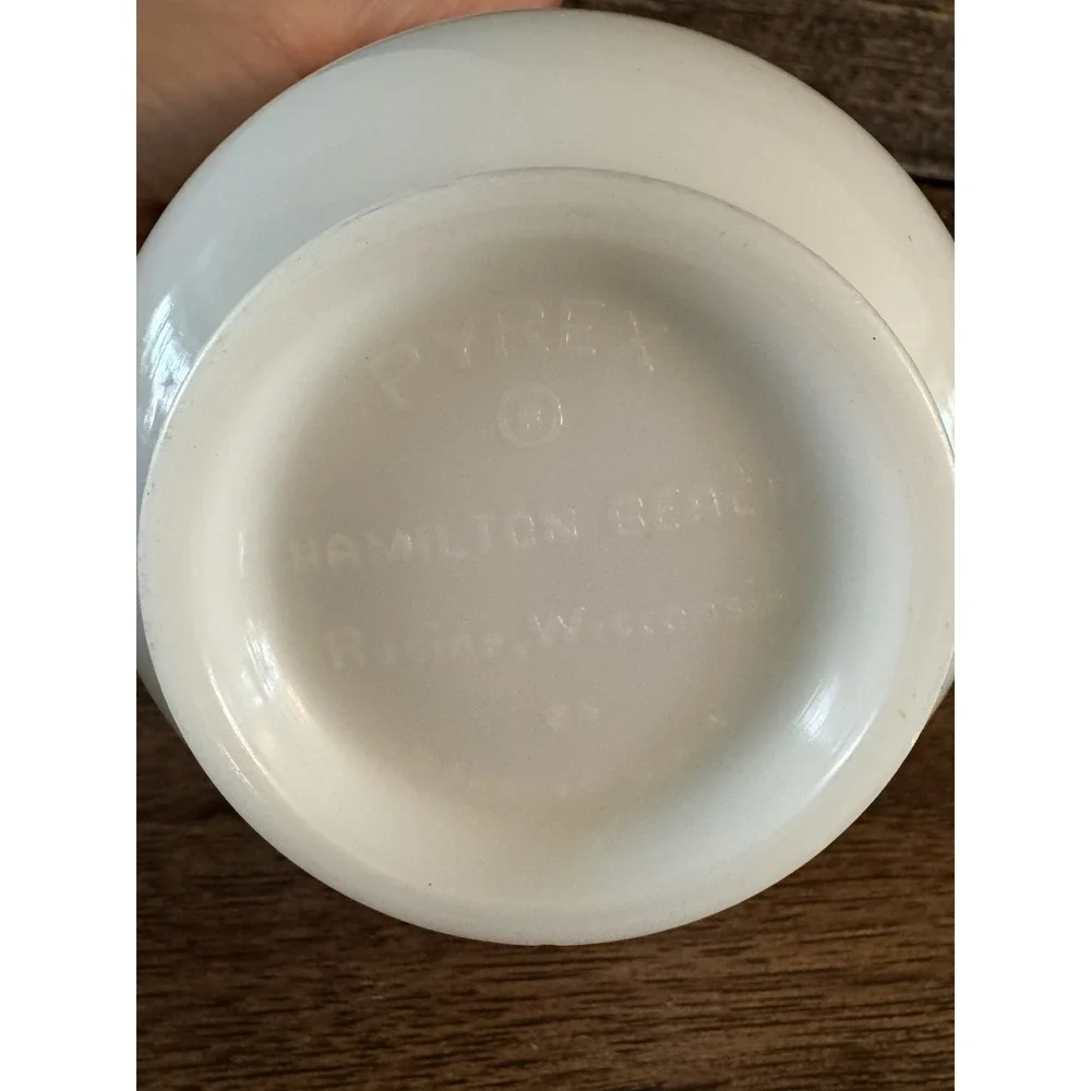 Vintage Pyrex Hamilton Beach White Milk Glass Ring Mixing Bowl With Spout